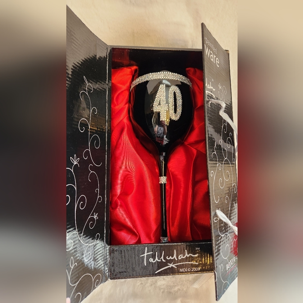 NWOT Bedazzled wine glass with "40" beautiful Crystal encrusted - new in box